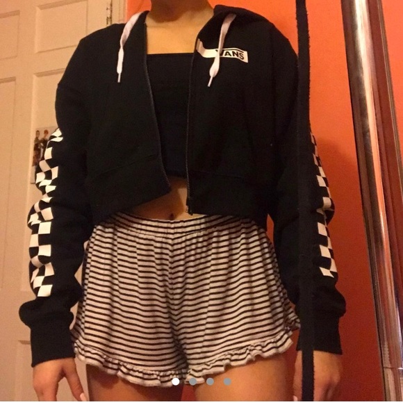Vans Jackets & Blazers - vans cropped black hoodie only worn like once!